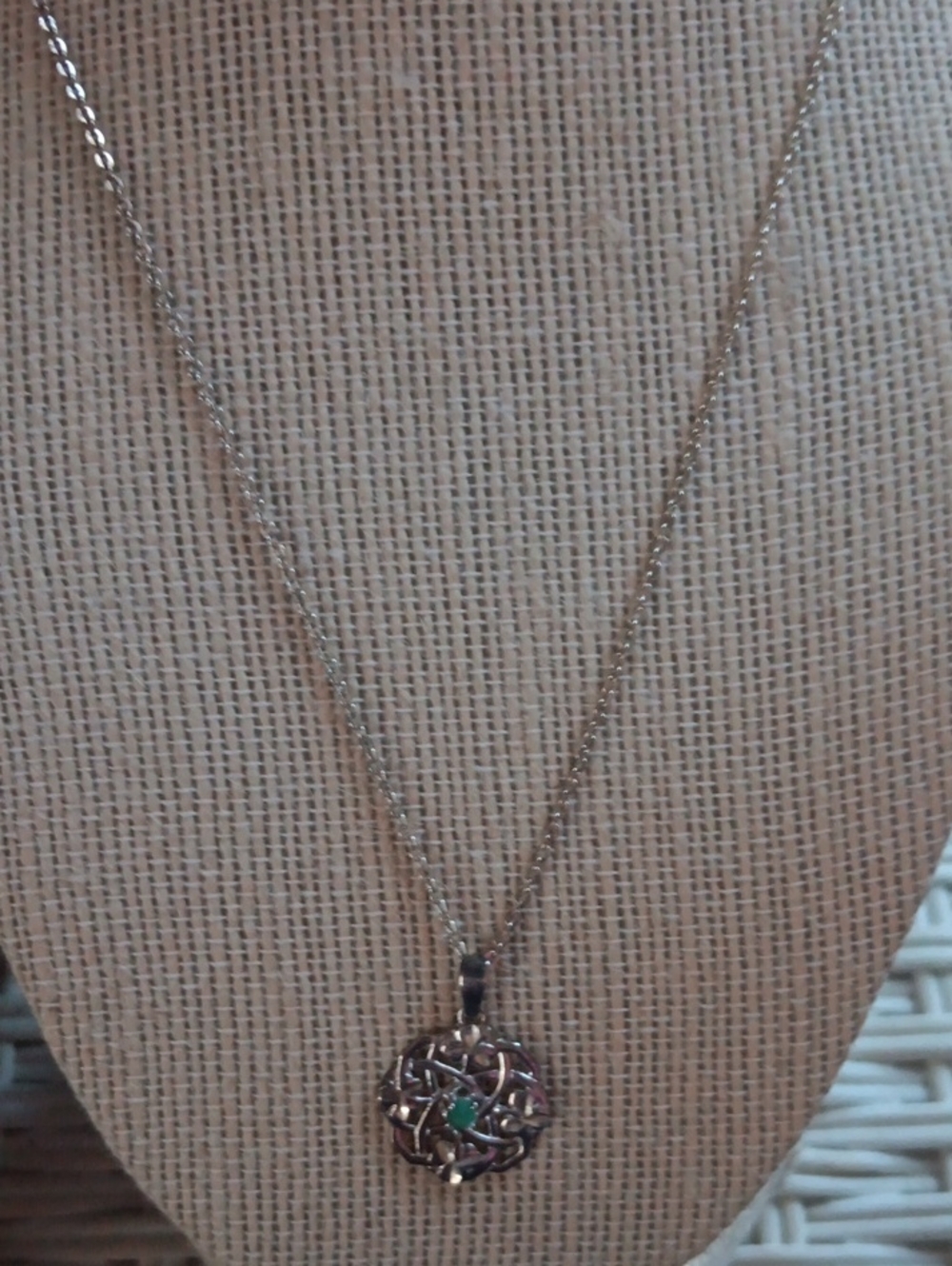 Emerald Island Sterling Silver Pendant Necklace